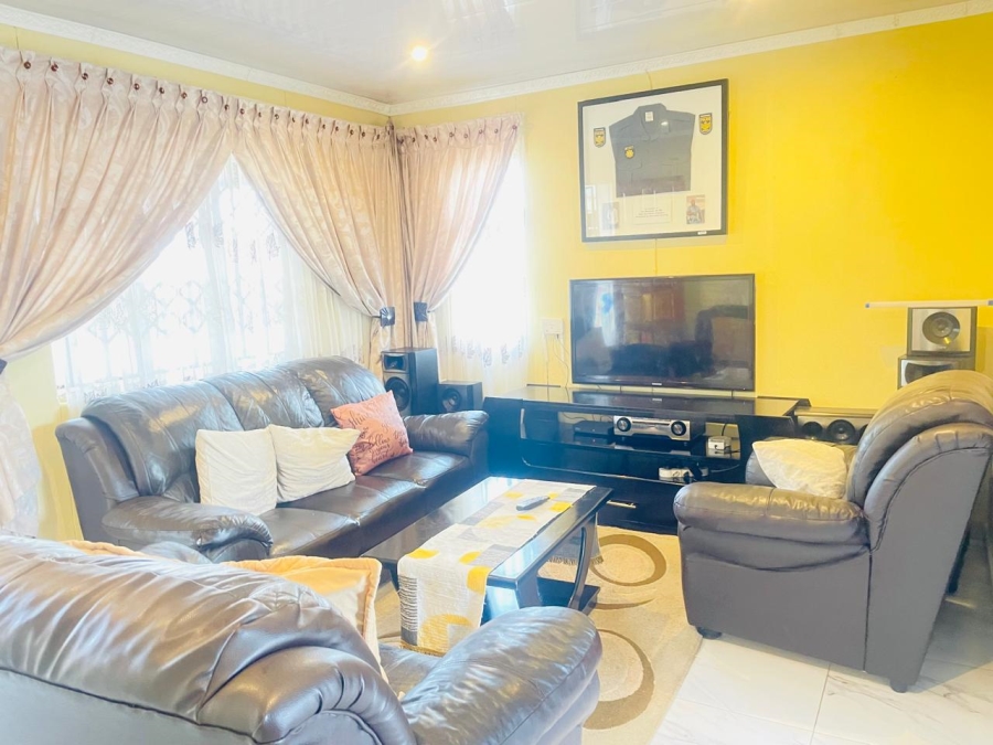 3 Bedroom Property for Sale in Protea Glen Gauteng