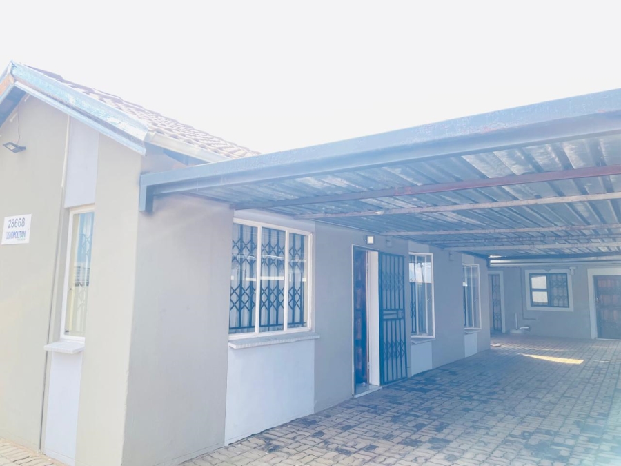 3 Bedroom Property for Sale in Protea Glen Gauteng