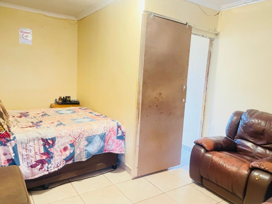 3 Bedroom Property for Sale in Protea Glen Gauteng