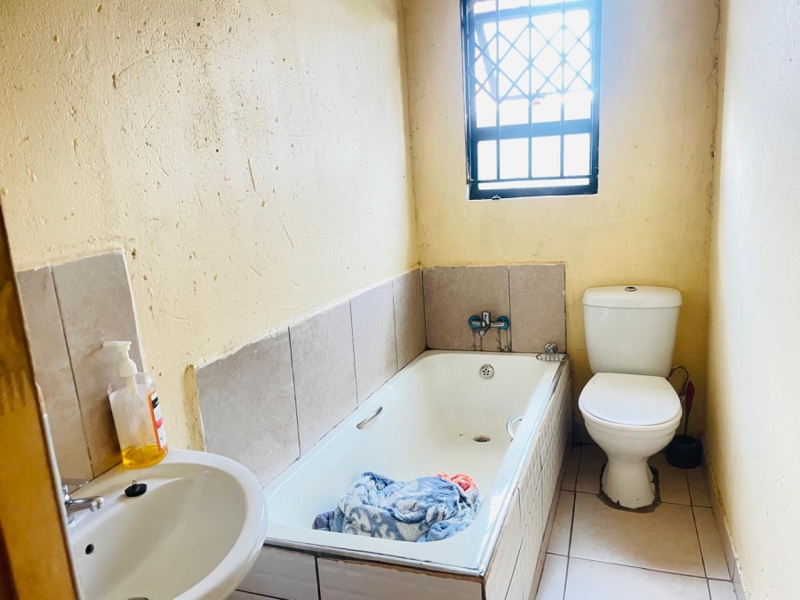 3 Bedroom Property for Sale in Protea Glen Gauteng