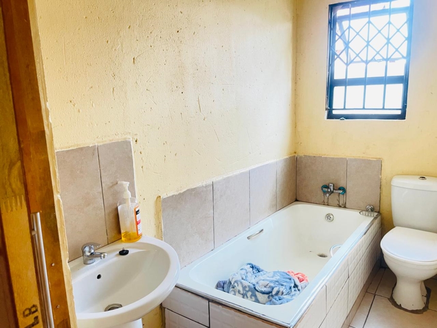3 Bedroom Property for Sale in Protea Glen Gauteng