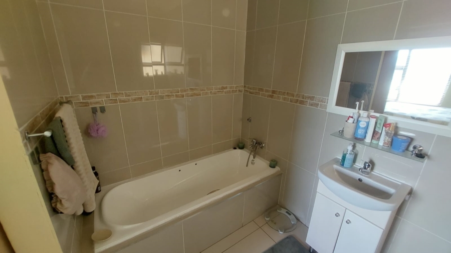 3 Bedroom Property for Sale in Winchester Hills Gauteng