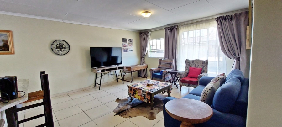 2 Bedroom Property for Sale in Verwoerdpark Gauteng