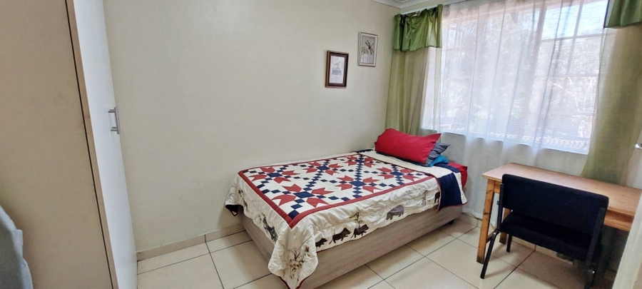 2 Bedroom Property for Sale in Verwoerdpark Gauteng