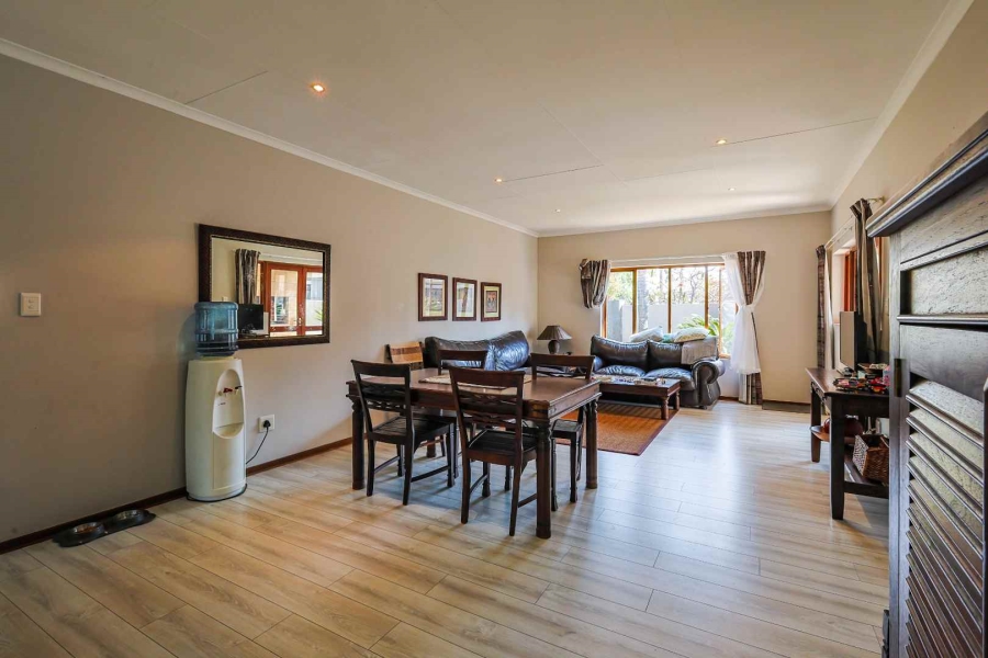 2 Bedroom Property for Sale in Silver Lakes Golf Estate Gauteng