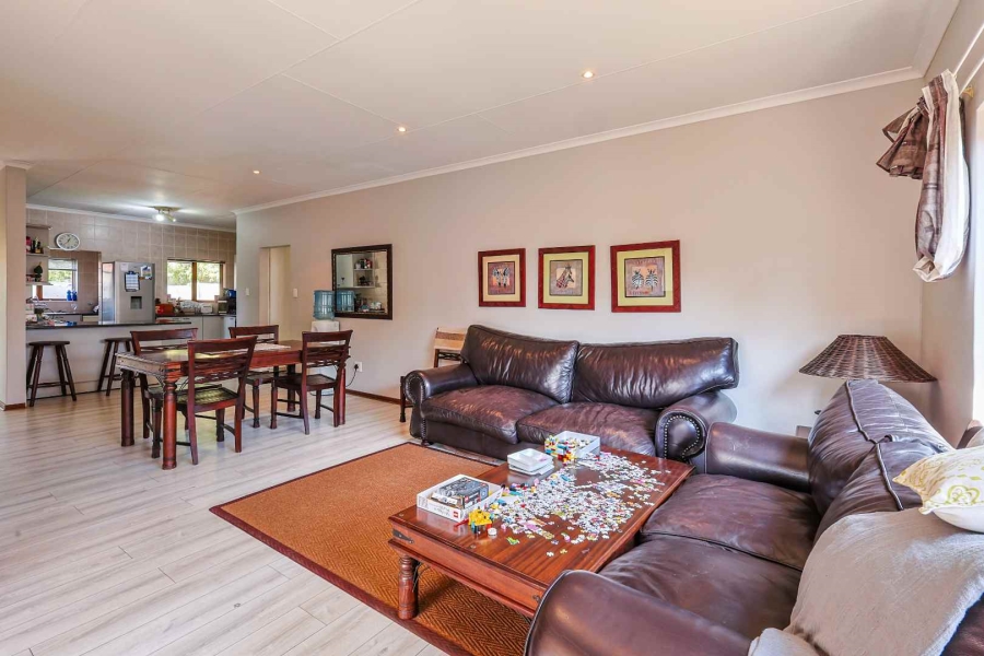 2 Bedroom Property for Sale in Silver Lakes Golf Estate Gauteng