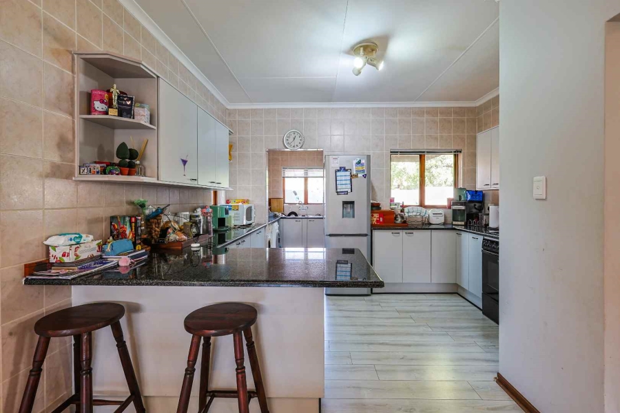 2 Bedroom Property for Sale in Silver Lakes Golf Estate Gauteng