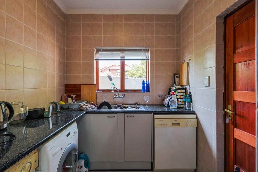 2 Bedroom Property for Sale in Silver Lakes Golf Estate Gauteng