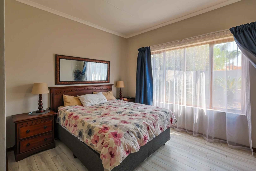 2 Bedroom Property for Sale in Silver Lakes Golf Estate Gauteng