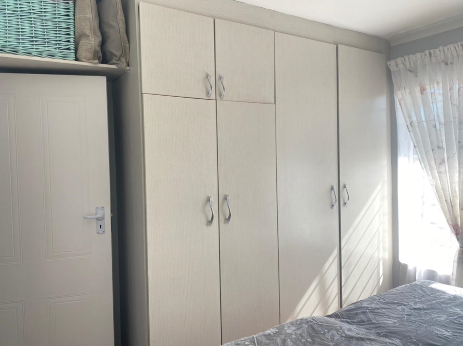 2 Bedroom Property for Sale in Highveld Gauteng