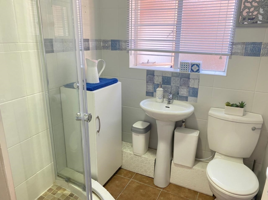 2 Bedroom Property for Sale in Highveld Gauteng