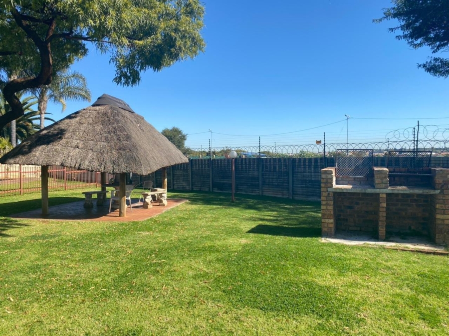 2 Bedroom Property for Sale in Highveld Gauteng