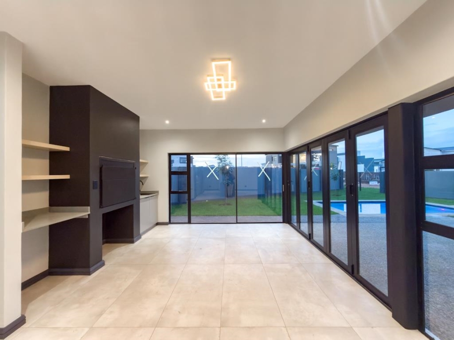 4 Bedroom Property for Sale in Fountainbrook Estate Gauteng