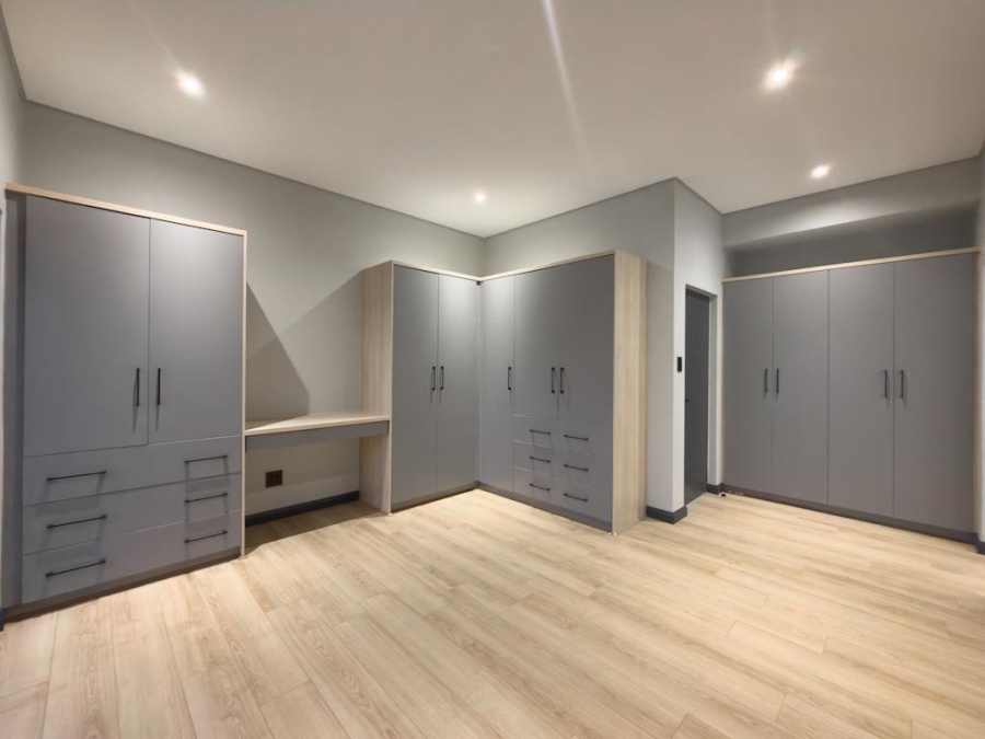 4 Bedroom Property for Sale in Fountainbrook Estate Gauteng