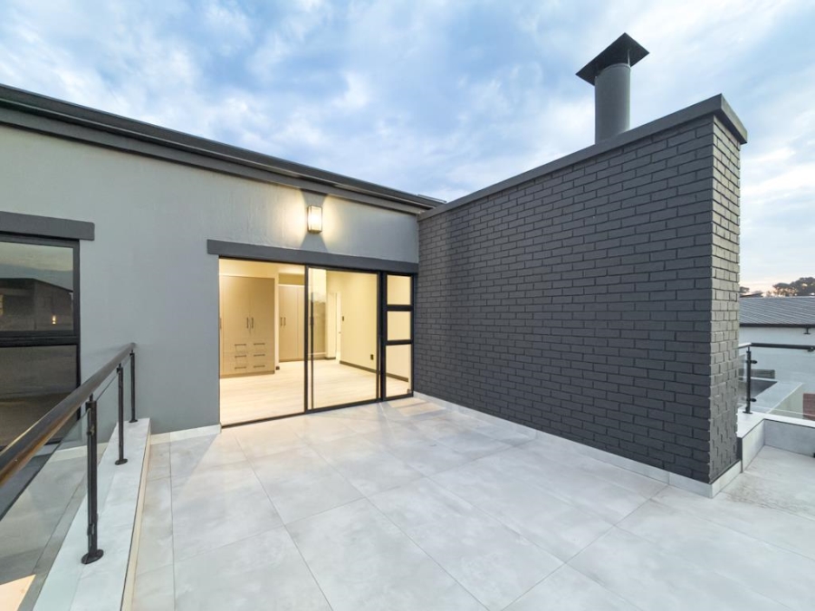 4 Bedroom Property for Sale in Fountainbrook Estate Gauteng