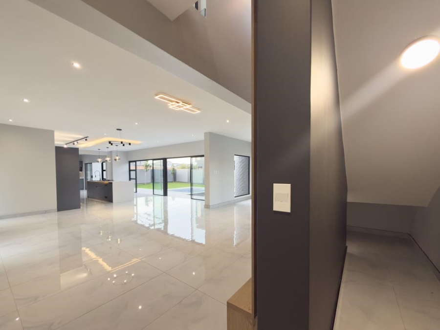 4 Bedroom Property for Sale in Fountainbrook Estate Gauteng