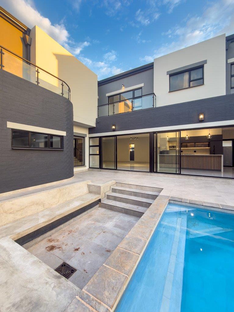 4 Bedroom Property for Sale in Fountainbrook Estate Gauteng