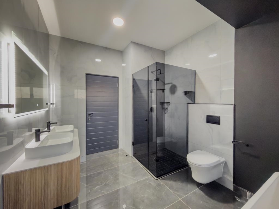 4 Bedroom Property for Sale in Fountainbrook Estate Gauteng