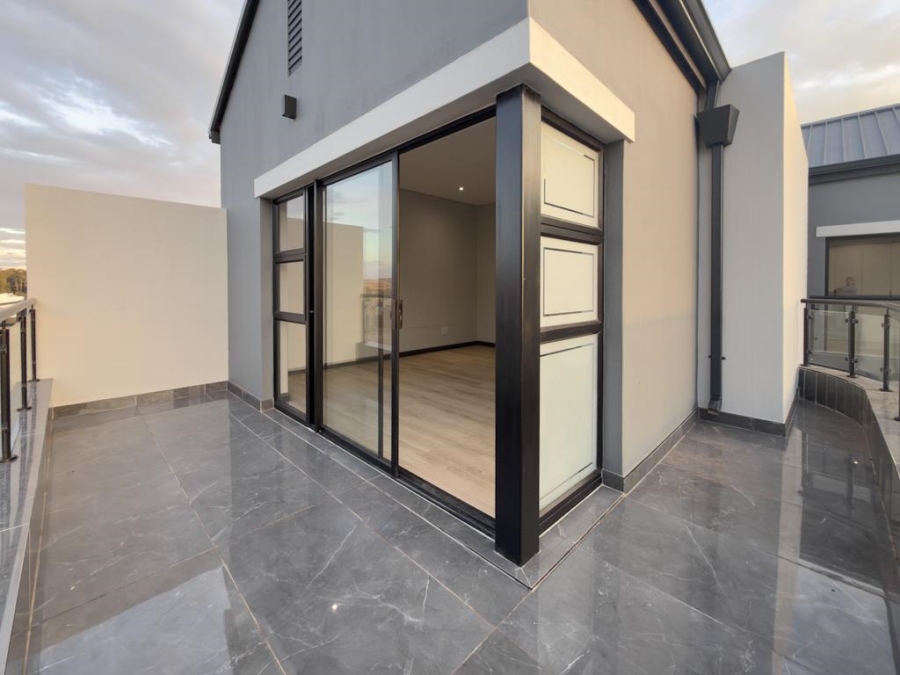 4 Bedroom Property for Sale in Fountainbrook Estate Gauteng