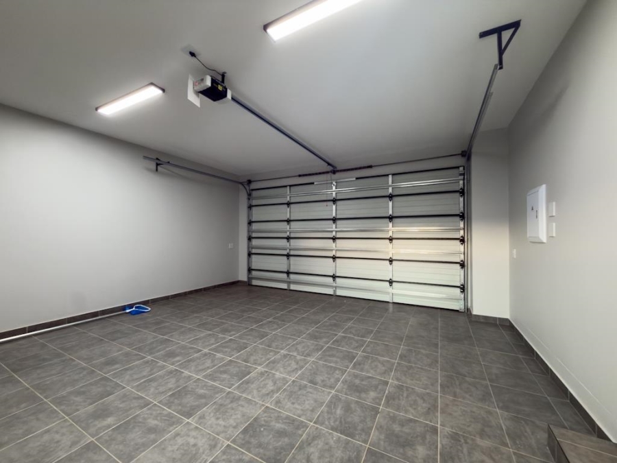 4 Bedroom Property for Sale in Fountainbrook Estate Gauteng