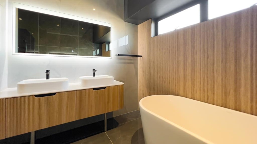 4 Bedroom Property for Sale in Fountainbrook Estate Gauteng