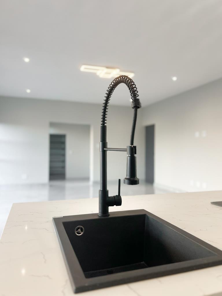 4 Bedroom Property for Sale in Fountainbrook Estate Gauteng