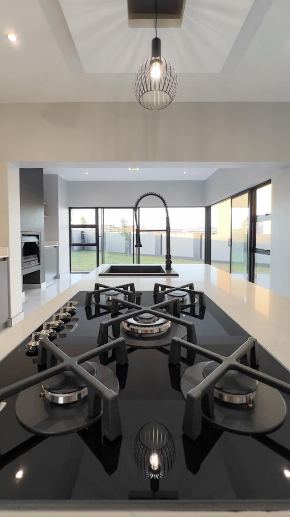 4 Bedroom Property for Sale in Fountainbrook Estate Gauteng