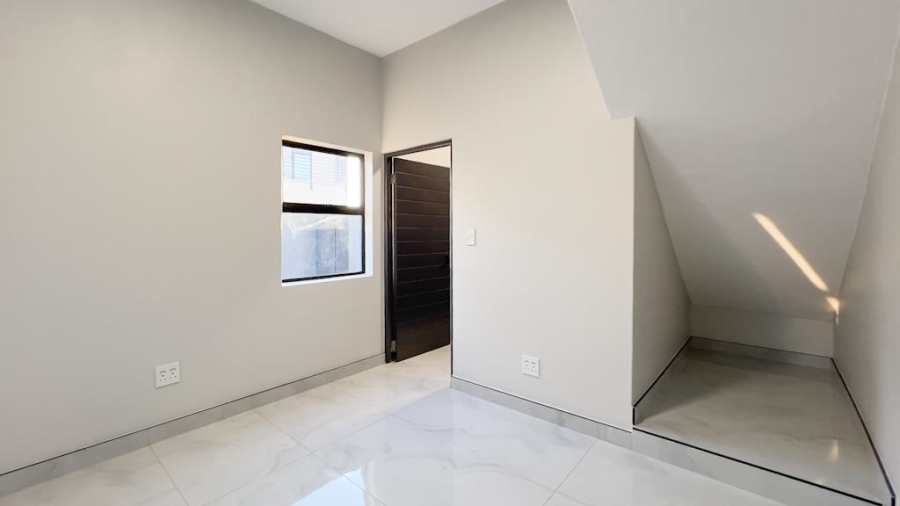 4 Bedroom Property for Sale in Fountainbrook Estate Gauteng