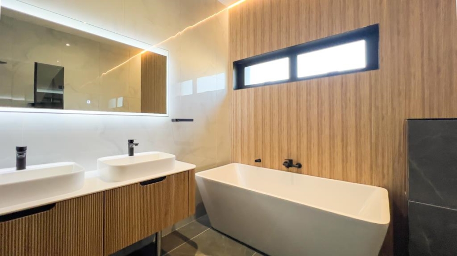 4 Bedroom Property for Sale in Fountainbrook Estate Gauteng