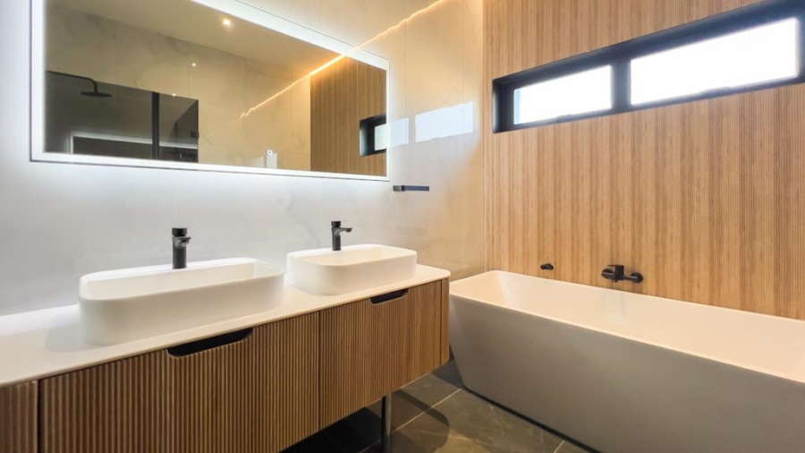 4 Bedroom Property for Sale in Fountainbrook Estate Gauteng