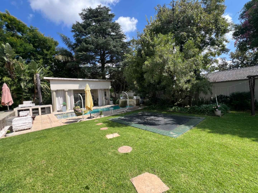 5 Bedroom Property for Sale in Bryanston Gauteng