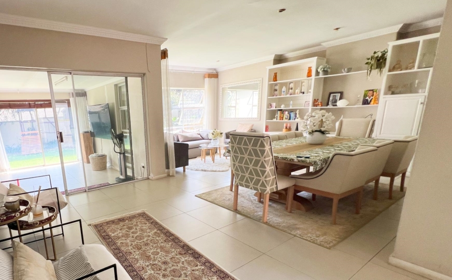 5 Bedroom Property for Sale in Bryanston Gauteng