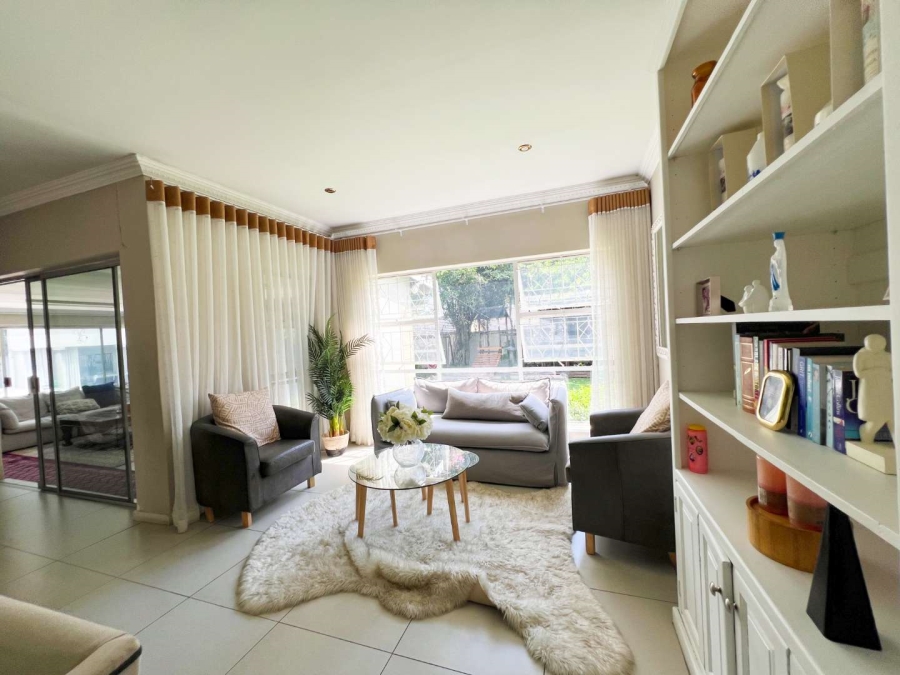 5 Bedroom Property for Sale in Bryanston Gauteng