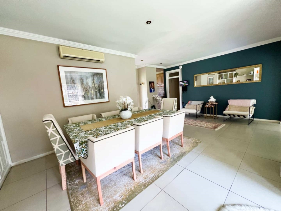5 Bedroom Property for Sale in Bryanston Gauteng