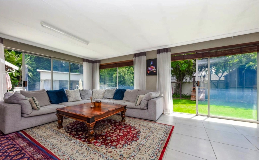 5 Bedroom Property for Sale in Bryanston Gauteng