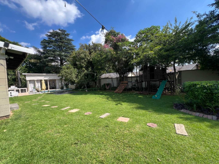 5 Bedroom Property for Sale in Bryanston Gauteng