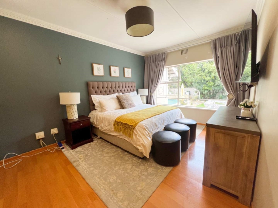 5 Bedroom Property for Sale in Bryanston Gauteng