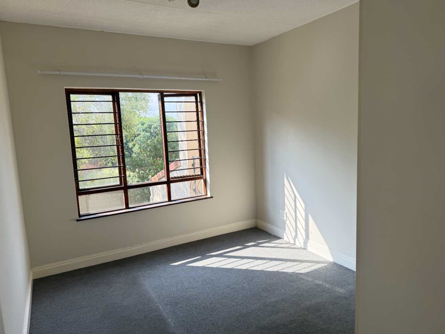 2 Bedroom Property for Sale in Strathavon Gauteng