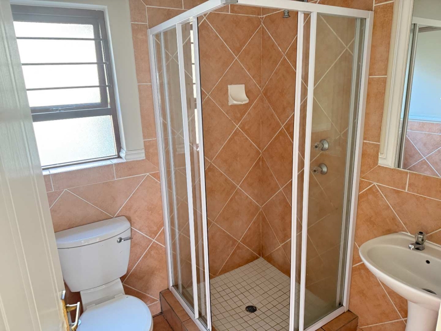 2 Bedroom Property for Sale in Strathavon Gauteng