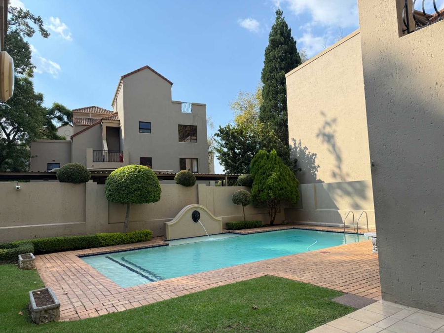 2 Bedroom Property for Sale in Strathavon Gauteng