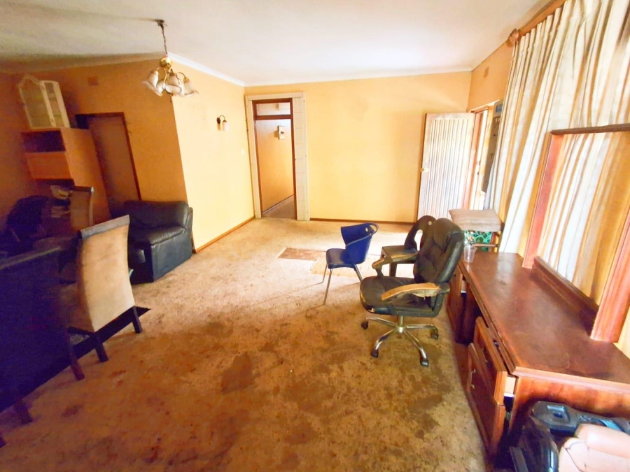 5 Bedroom Property for Sale in Bezuidenhout Valley Gauteng