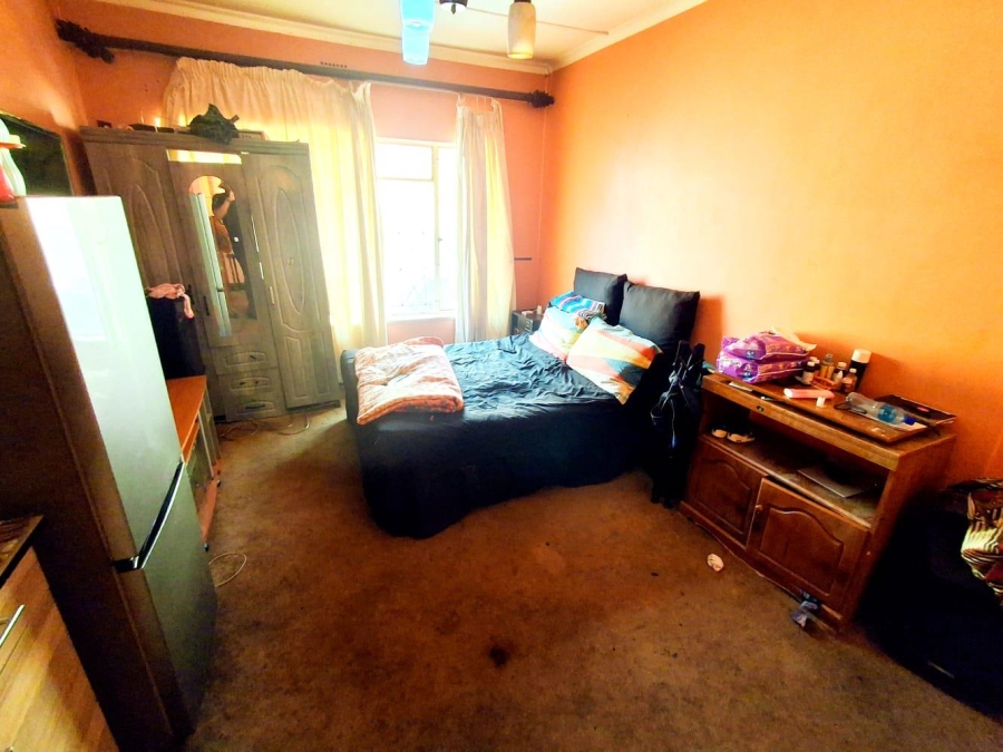 5 Bedroom Property for Sale in Bezuidenhout Valley Gauteng