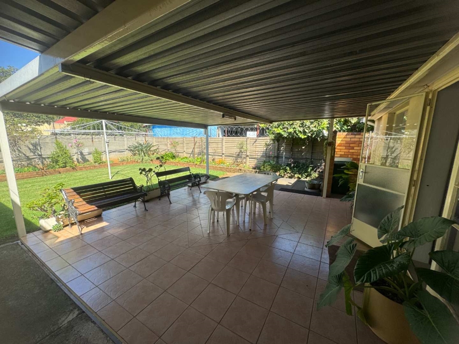 4 Bedroom Property for Sale in Randhart Gauteng