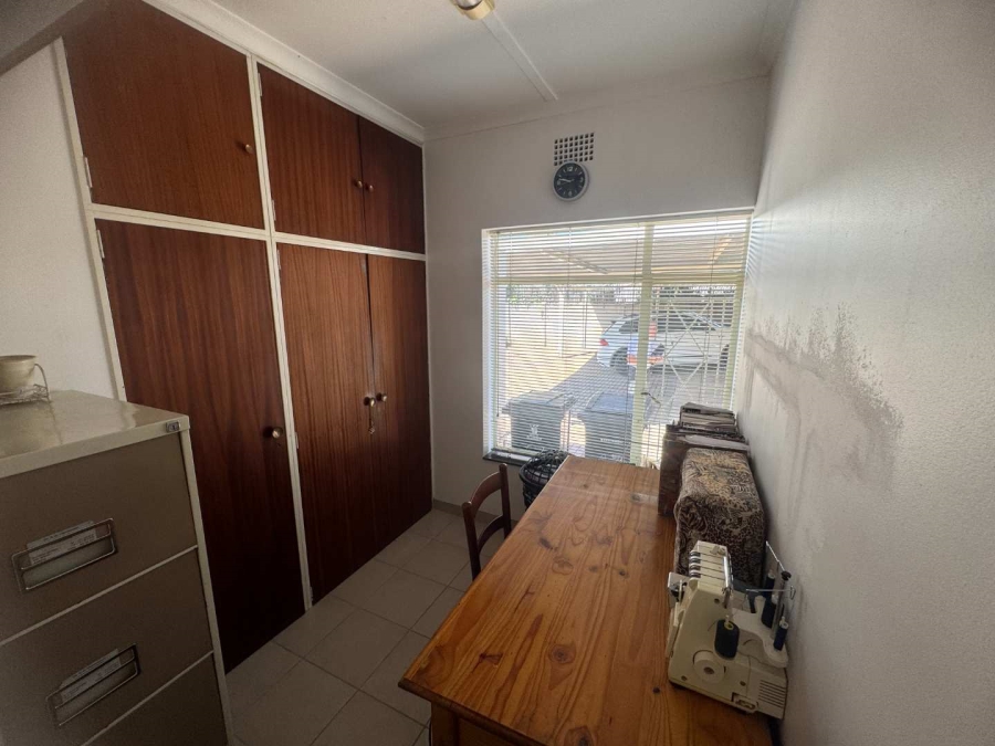 4 Bedroom Property for Sale in Randhart Gauteng