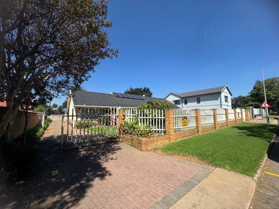 4 Bedroom Property for Sale in Randhart Gauteng