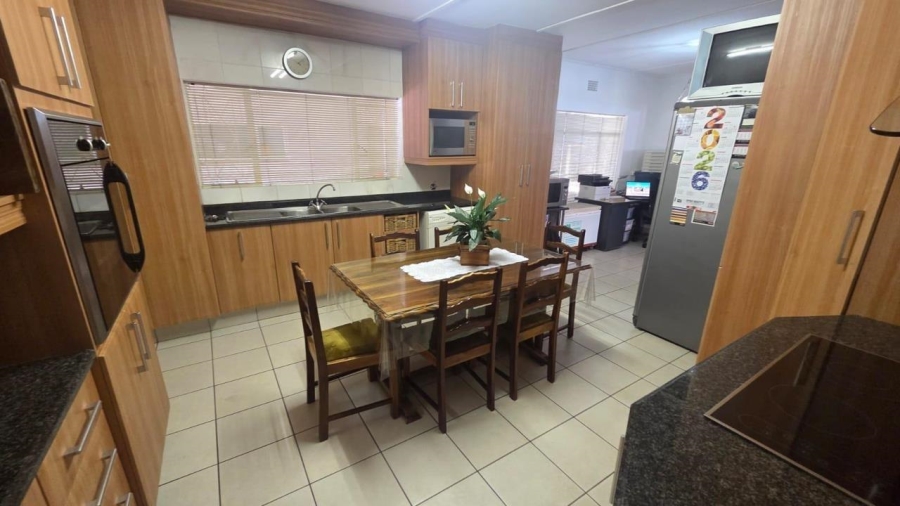 4 Bedroom Property for Sale in Randhart Gauteng