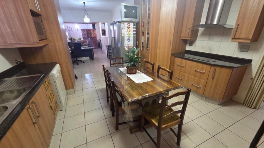 4 Bedroom Property for Sale in Randhart Gauteng