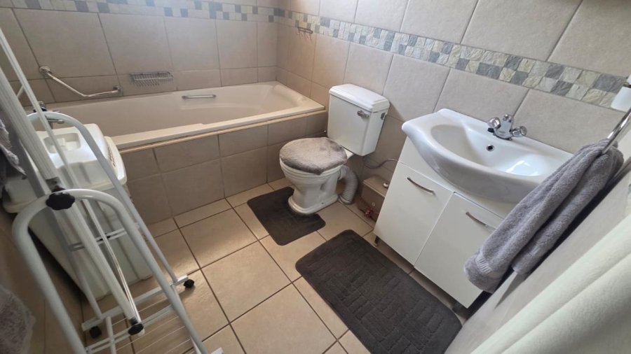 4 Bedroom Property for Sale in Randhart Gauteng