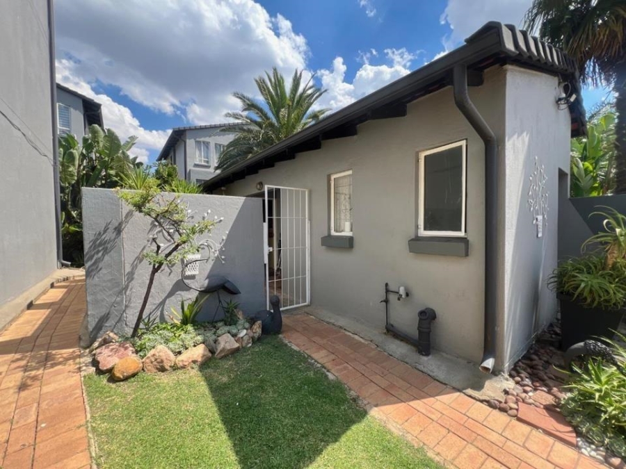 3 Bedroom Property for Sale in Verwoerdpark Gauteng