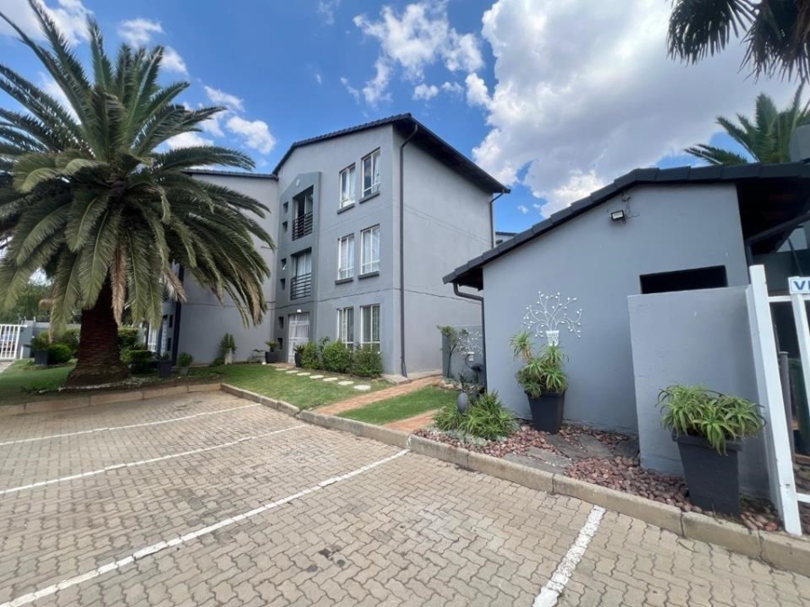 3 Bedroom Property for Sale in Verwoerdpark Gauteng